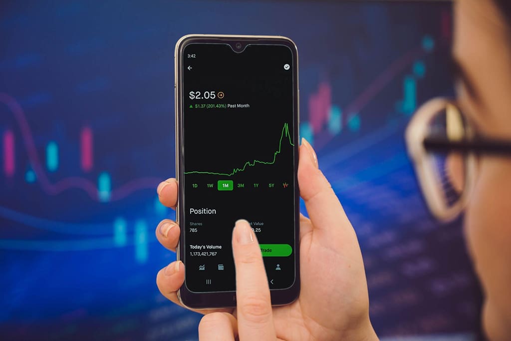 Two Altcoins Which Could Ignite 10x Growth: Gnox (GNOX) and Polkadot (DOT)