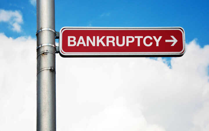 Peter Schiff Predicts Strategy (MSTR) Bankruptcy if This Happens
